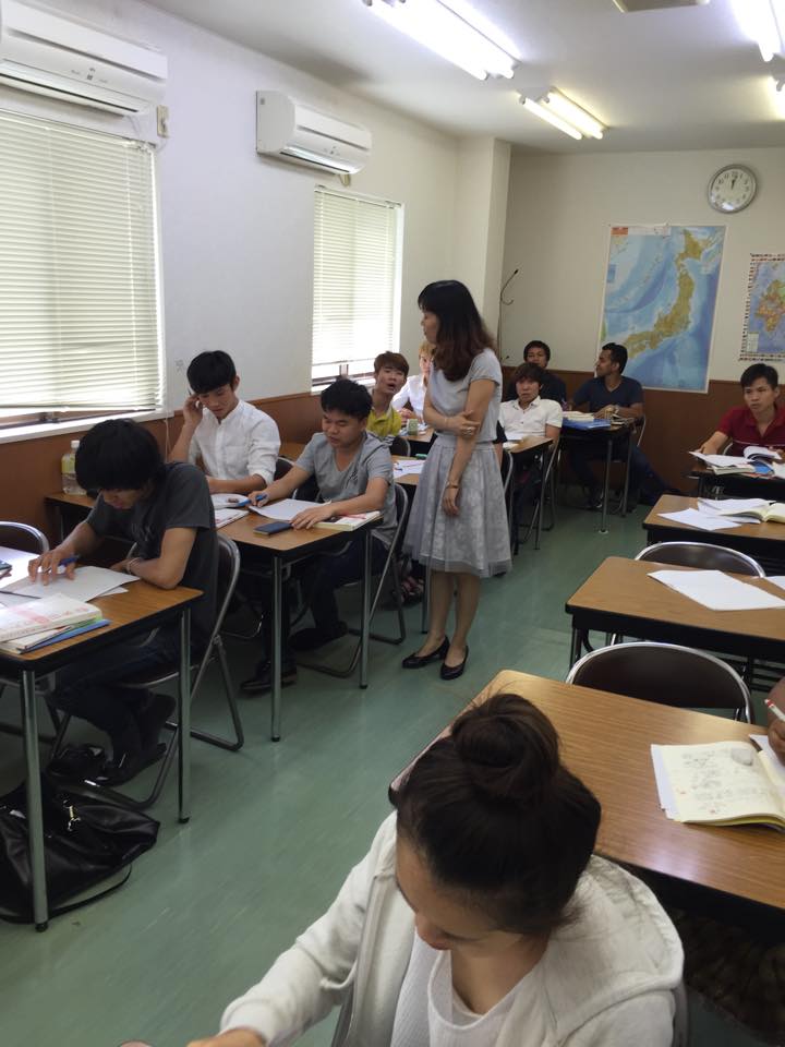 HARUKA THĂM HỌC SINH TẠI NHẬT BẢN