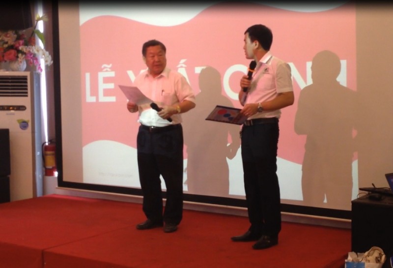 Lễ xuất cảnh kỳ tháng 7 năm 2015