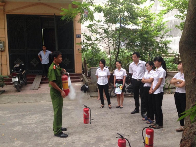 Hình ảnh hoạt động tập chữa cháy